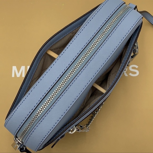 MICHAEL KORS LARGE Saffiano Leather Crossbody Bag - Picture 5 of 16